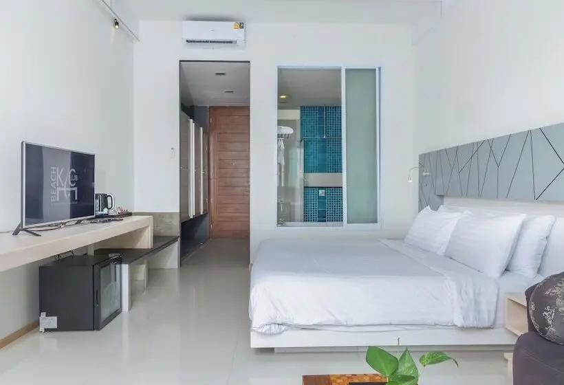 プールの見えるデラックスルーム, Kc Beach Hotel Samui