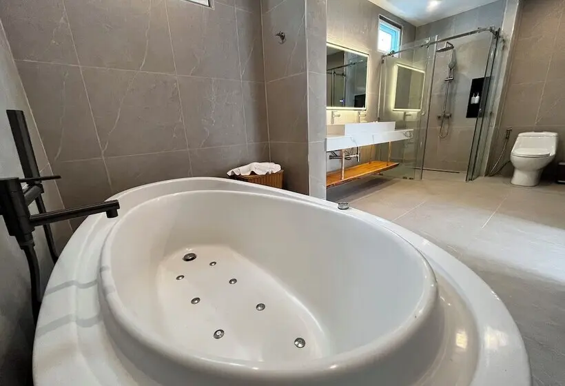 スタンダードスタジオ, Kc Beach Hotel Samui
