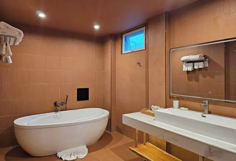ツーベッドルーム　ヴィラ, Kc Beach Hotel Samui