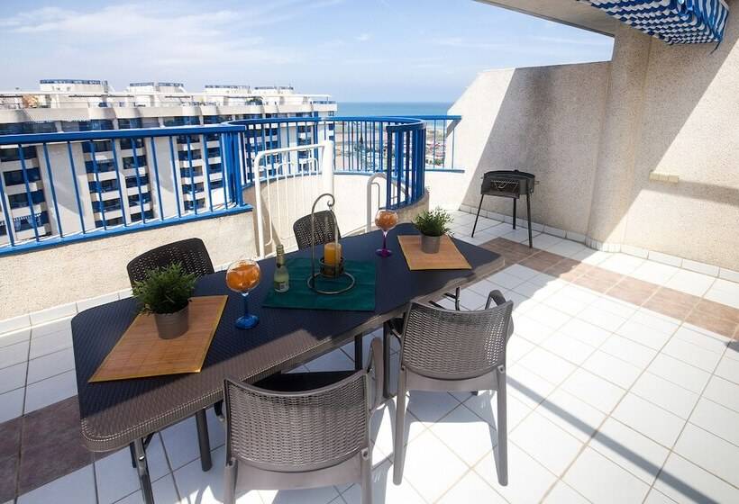 带两个卧室的顶楼公寓, Patacona Resort Apartments Primera Linea