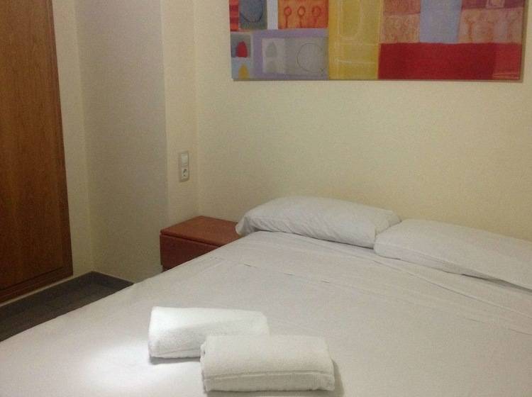 两居室经济型公寓, Patacona Resort Apartments Primera Linea