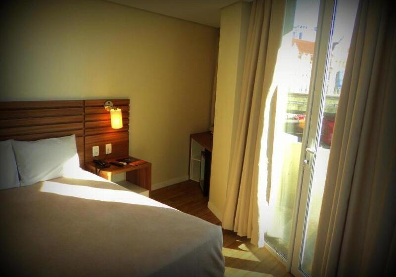 Номер Executive, Umbu Hotel Porto Alegre   Centro Histórico   Prox Aeroporto 15min