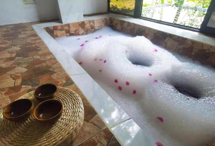 חדר סטנדרט נוף לגינה, Floating Sanctuary Resort By Cocotel