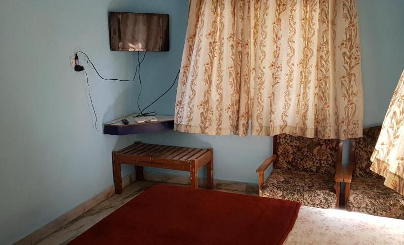 Номер Стандарт, Budget Stay Between The Hills