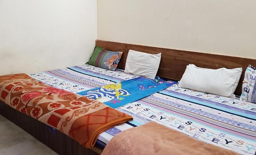 Четырехместный Номер Deluxe, Budget Stay Between The Hills