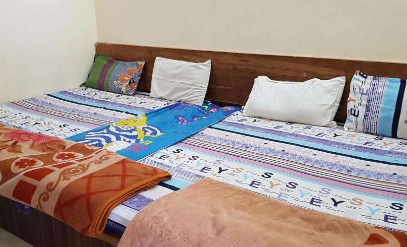 Четырехместный Номер Deluxe, Budget Stay Between The Hills