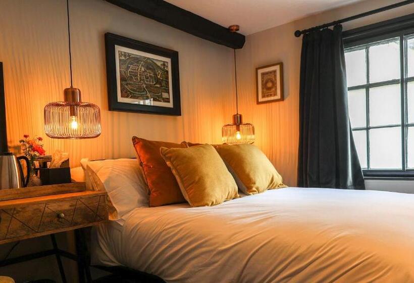 اتاق عادی, The Turks Head