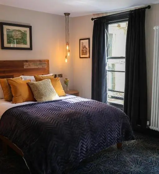 Camera Standard Letto King, The Turks Head