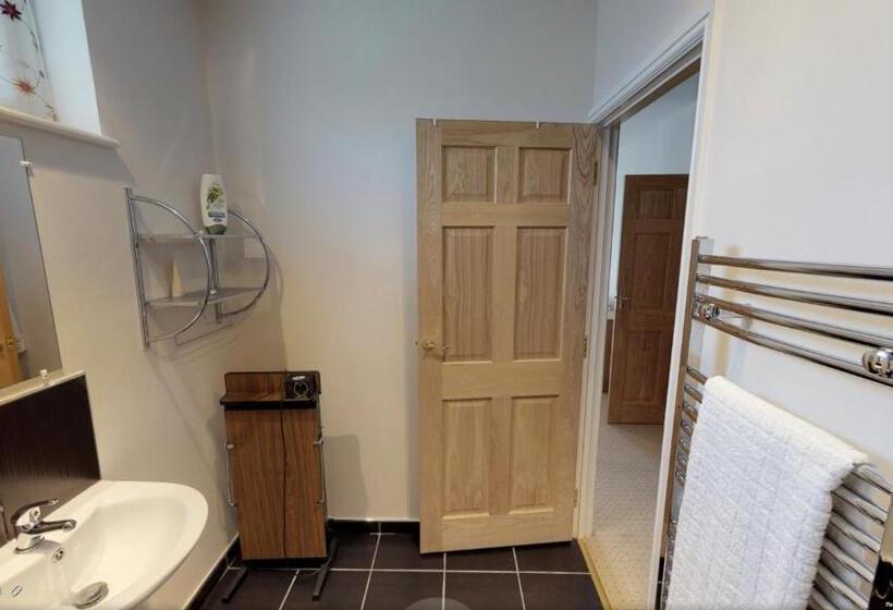 스탠다드 트리플 룸, White House Zalakaros