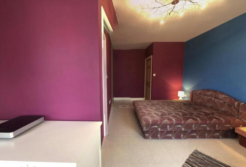 스탠다드 트리플 발코니 룸, White House Zalakaros