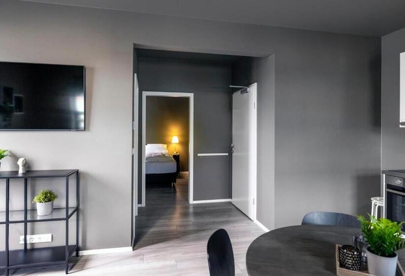 استودیوی استاندارد, The New Post Office