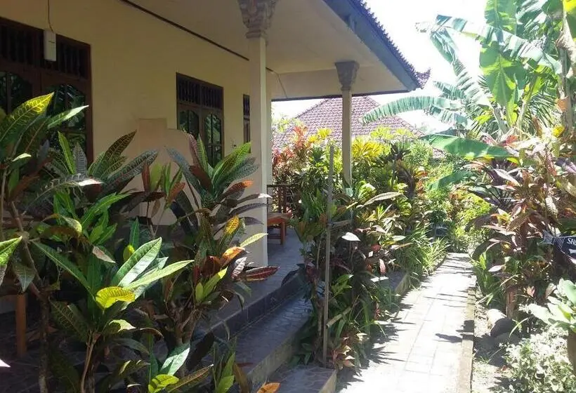 スタンダードルーム, Surya Homestay