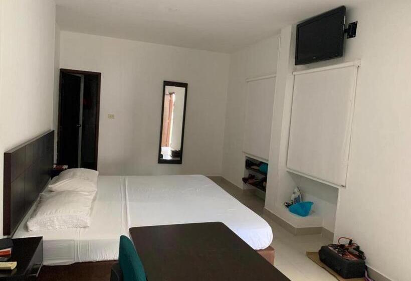 디럭스 스위트, Don David Sabana