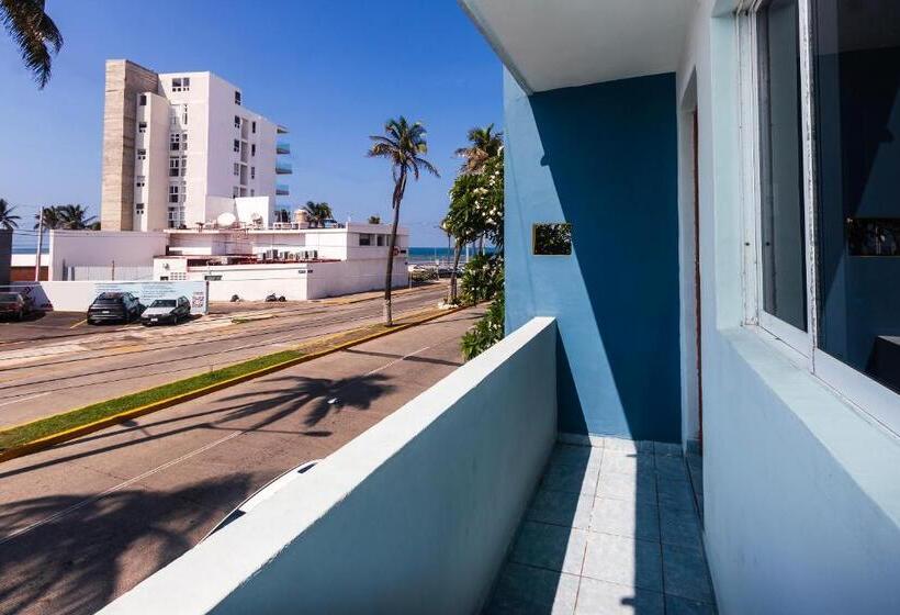 스탠다드 룸 더블 침대 2개, San Martin