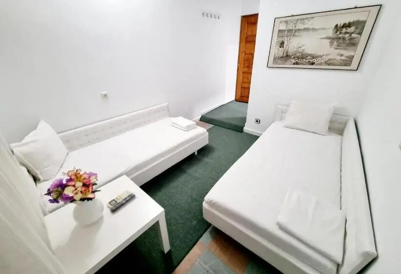 バルコニー付きスタンダードルーム, Motel Thessaloniki