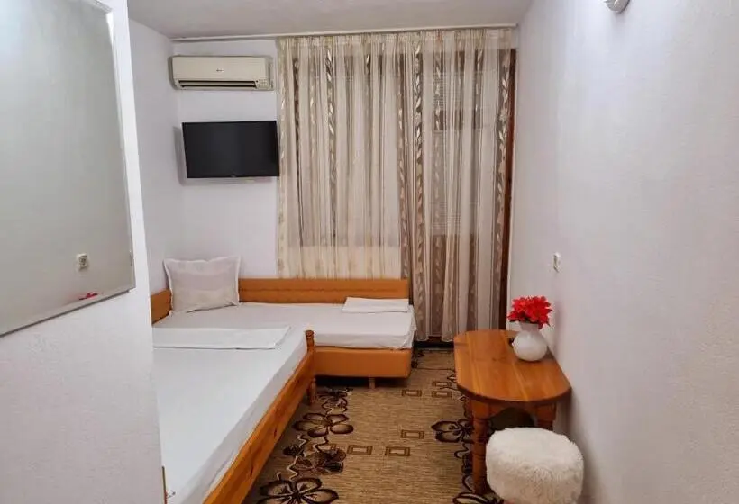 ベーシックトリプルルーム, Motel Thessaloniki