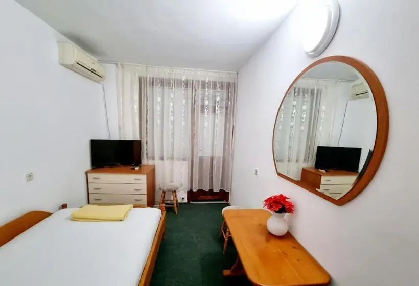 テラス付きシングルルーム, Motel Thessaloniki