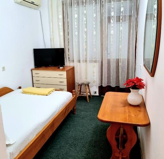 Enkelrum med Terass, Motel Thessaloniki