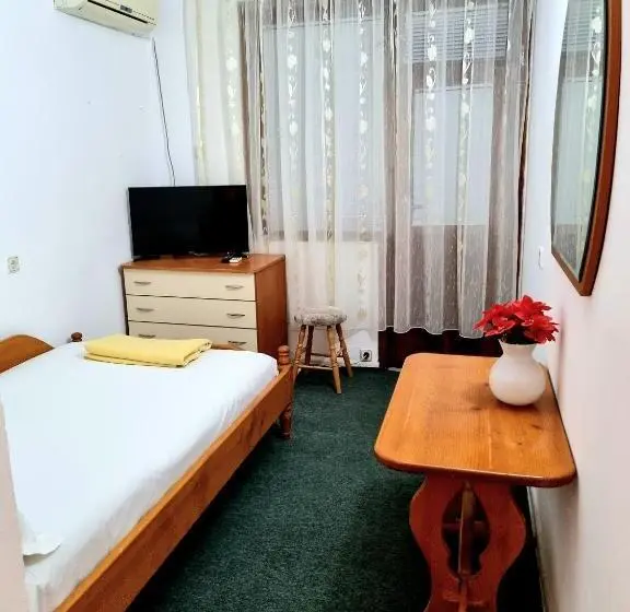 テラス付きシングルルーム, Motel Thessaloniki