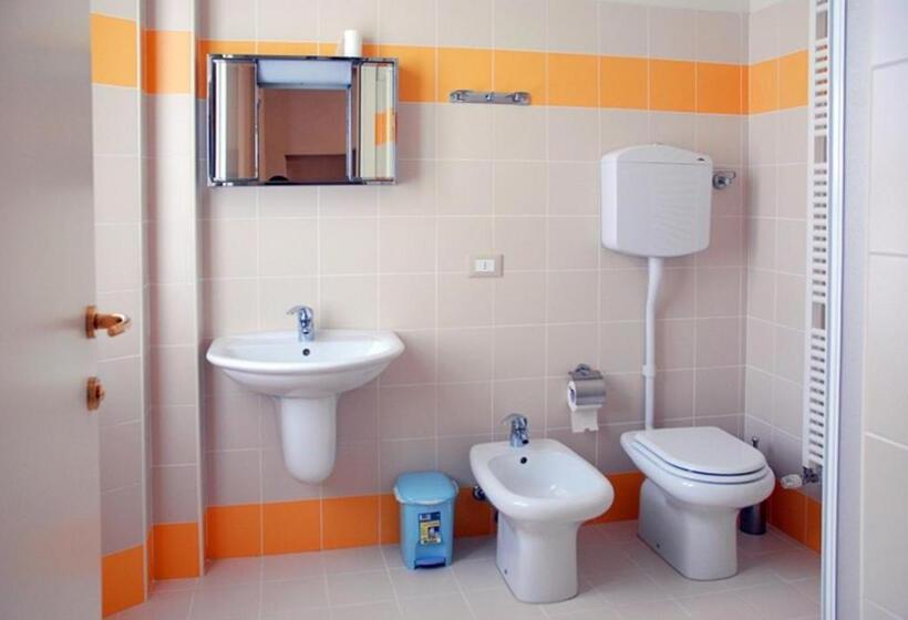 标准间, Ostello La Canonica