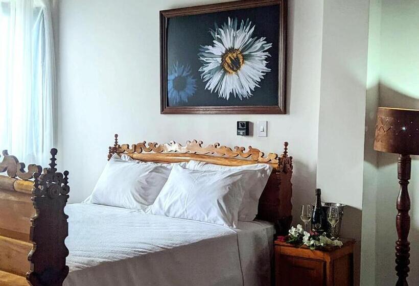 スイート, Pousada Rio De Contas