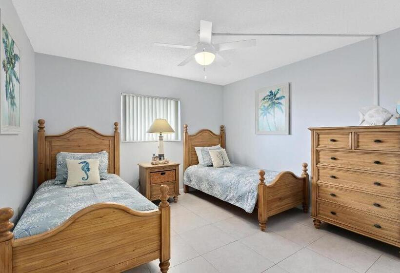 דירת שני חדרים, Indian Harbour Beach Club