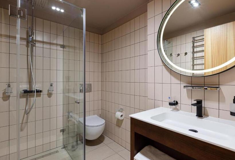 سوییت جونیور, Ribas Karpaty