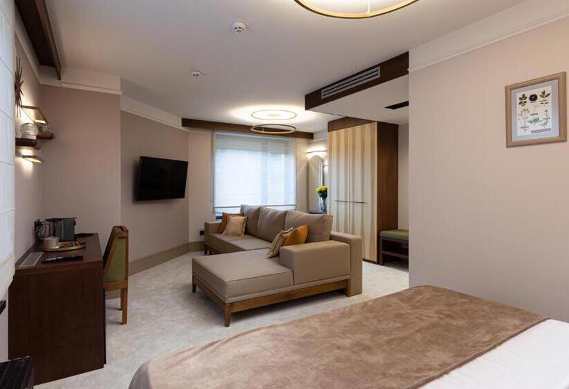 سوییت, Ribas Karpaty