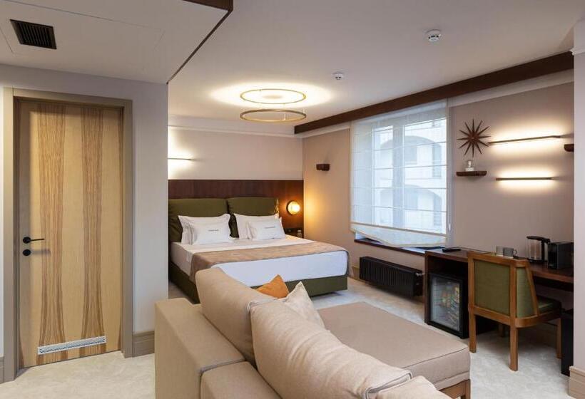 سوییت, Ribas Karpaty