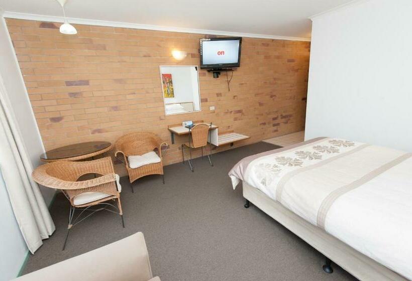 디럭스 룸, Country Comfort Gin Gin Wild Scotsman Motor Inn Qld