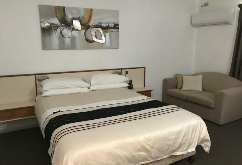 디럭스 룸, Country Comfort Gin Gin Wild Scotsman Motor Inn Qld