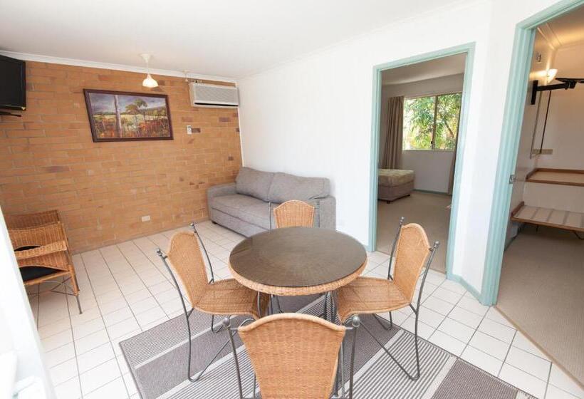 带1个卧室的豪华公寓, Country Comfort Gin Gin Wild Scotsman Motor Inn Qld