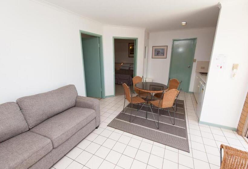 带1个卧室的豪华公寓, Country Comfort Gin Gin Wild Scotsman Motor Inn Qld