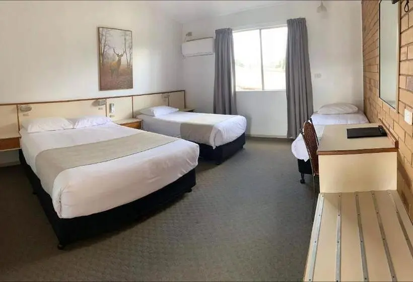 スイート（家族用）, Country Comfort Gin Gin Wild Scotsman Motor Inn Qld