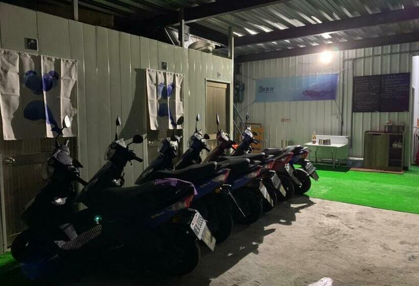 标准单人间, Just Wild Dive Center  Green Island