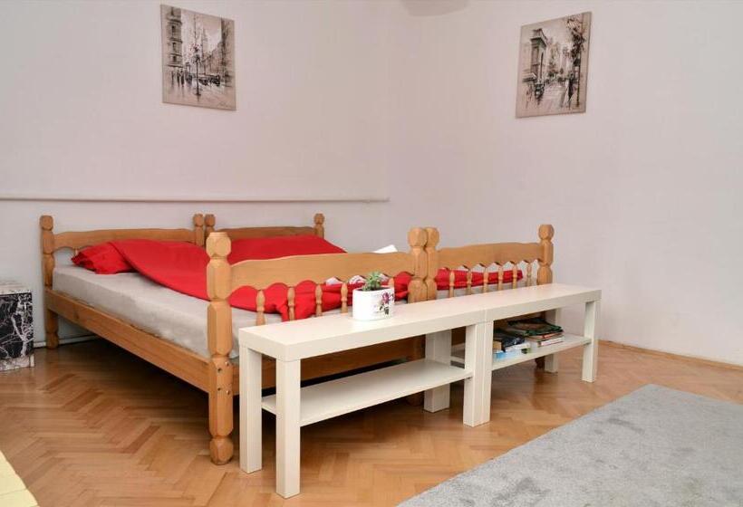 1 Bedroom Apartment Lake View, Apartments Villa Saray