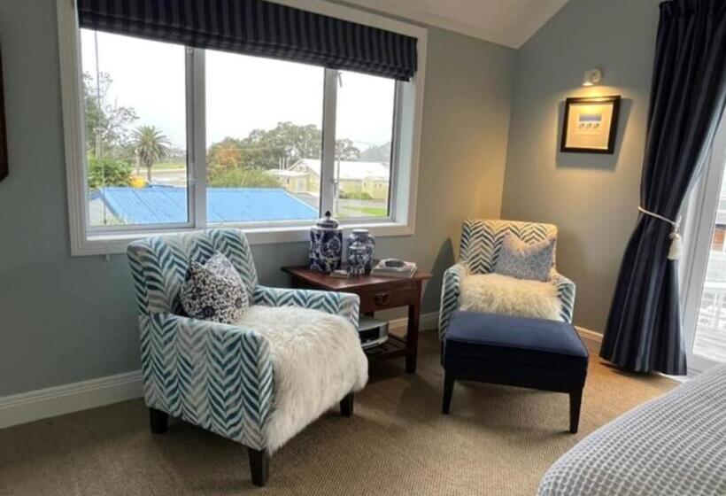 חדר סטנדרט עם מיטת קינג, The Boat House Studio