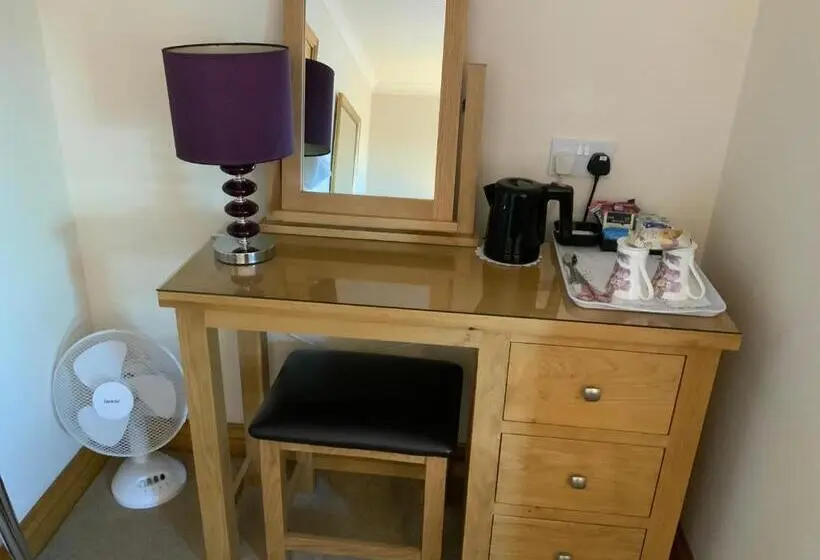 レイクビュースタンダードルーム, Cairnryan Bed And Breakfast