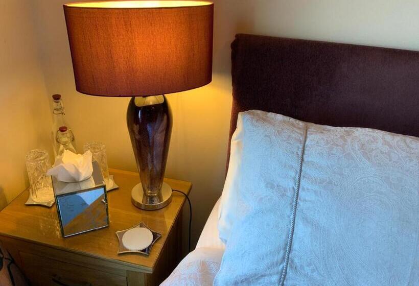 غرفة قياسية مطلّة علي البحيرة, Cairnryan Bed And Breakfast