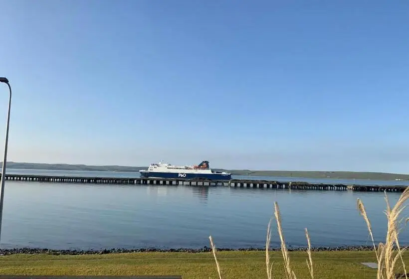 レイクビュースタンダードルーム, Cairnryan Bed And Breakfast