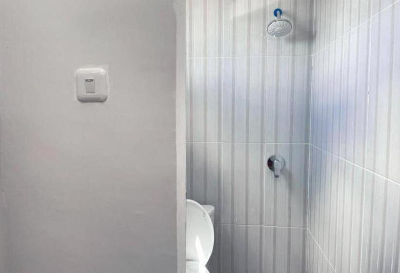 スーペリアールーム, Wisma Maestro Toraja Mitra Reddoorz