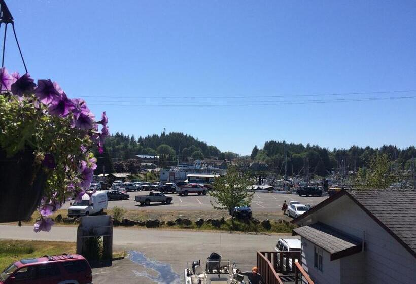 带2个双人床的标准工作室, Island West Resort