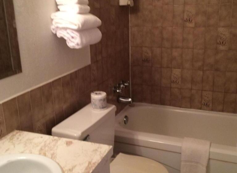 标准间带双人床, Island West Resort