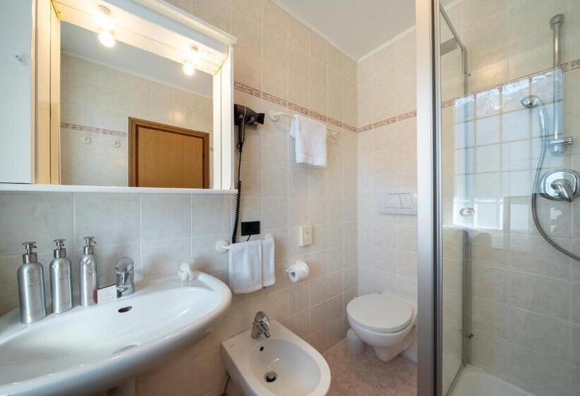 スタンダードルーム, Mytime Hotels Savoy