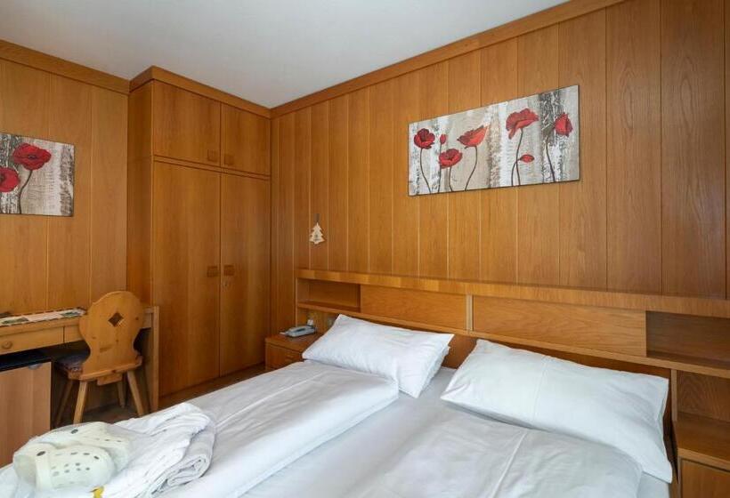 اتاق استاندارد چهار تخته, Mytime Hotels Savoy