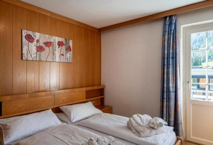 スタンダード4人部屋, Mytime Hotels Savoy