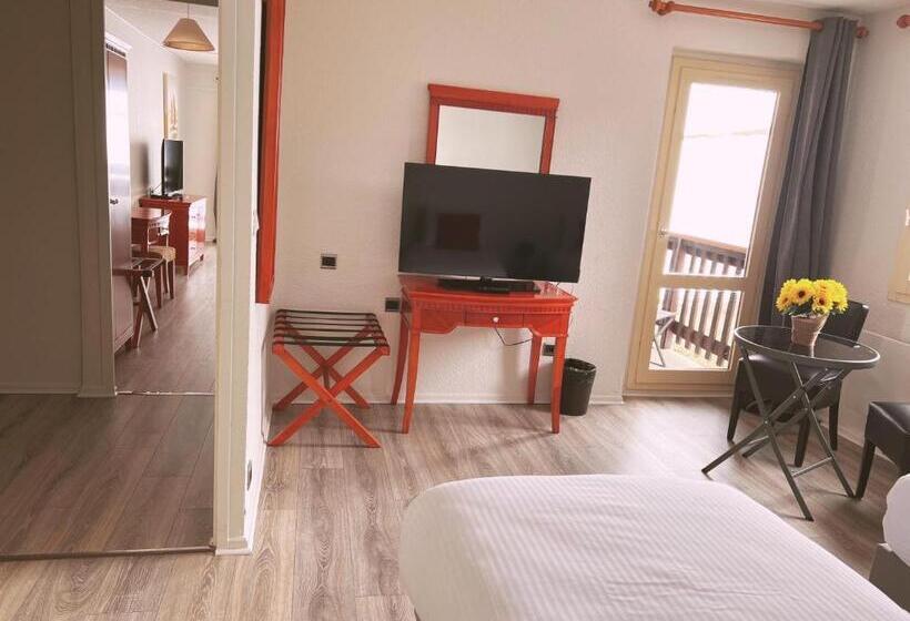 סוויטה, Hôtel La Tarentaise