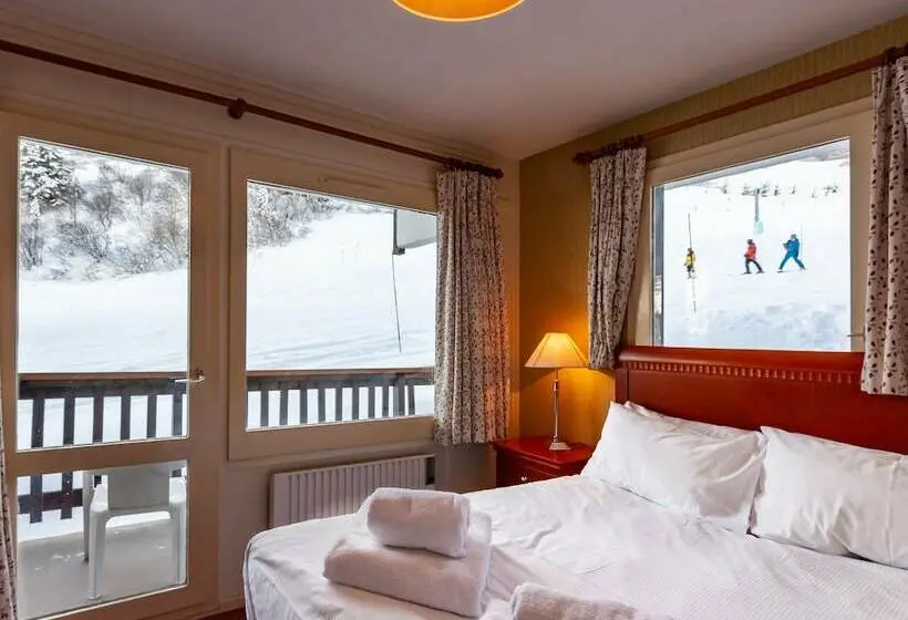スタンダードトリプルルーム, Hôtel La Tarentaise