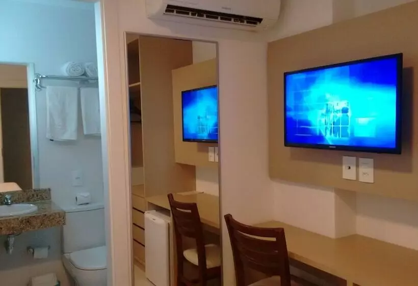 اتاق اکونومی, Atalaia Apart