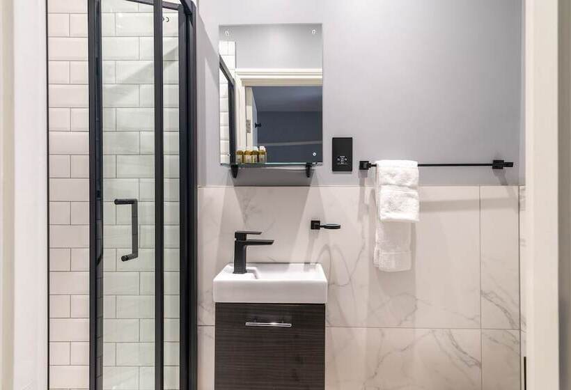 Номер Basic, Kensington Rooms   Warwick Road